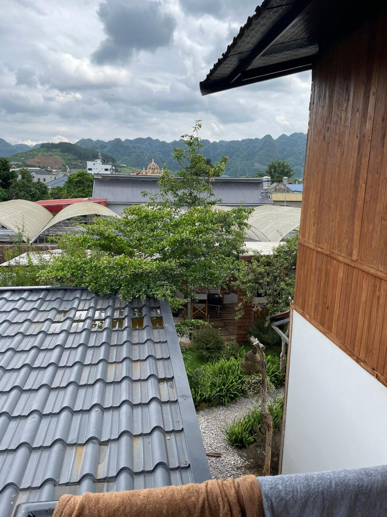 Retro House Moc Chau Hotel ภายนอก รูปภาพ